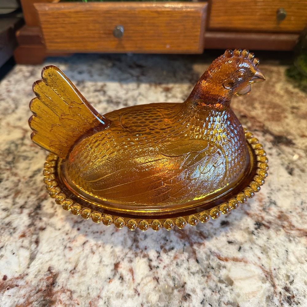 Indiana Glass Amber Hen Covered Dish